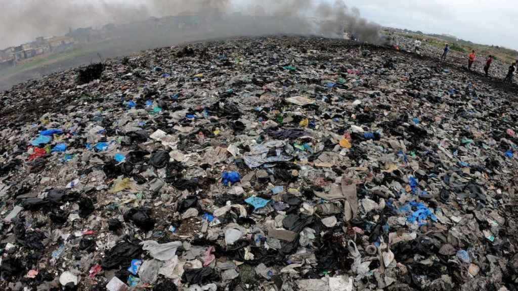 El mayor vertedero de residuos electrónicos de África, en Agbogbloshie (Ghana).